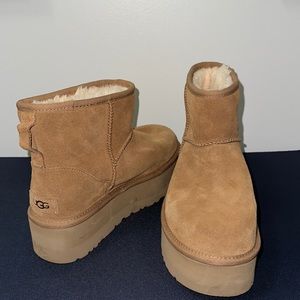 UGG Classic Mini Platform